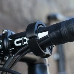 Sonnette Pour Vélo Classic Large Noire Knog Oi -Vélo Soldes sonnette pour velo classic large noire knog oi full 3